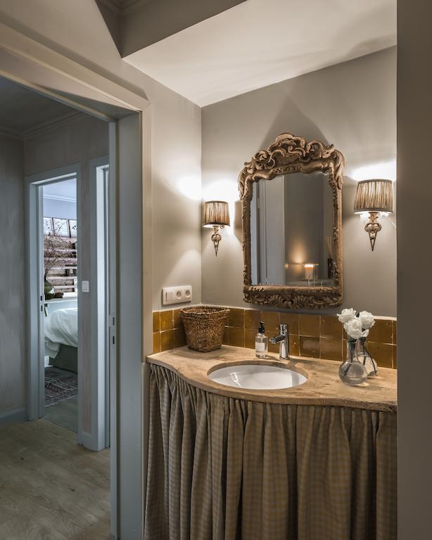 Appartement Dijver - Serene Escape In The Heart Of Historic
